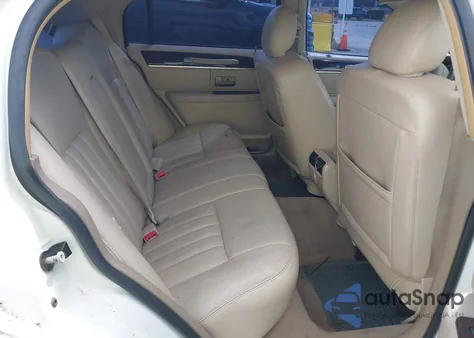 2007 Lincoln Town Car Signature из США, поврежденный, VIN 1LNHM81W97Y639882